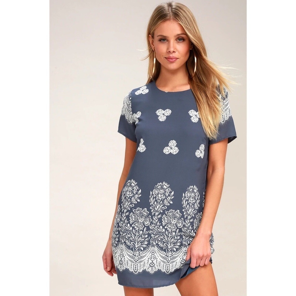 Lulu’s Riverside Slate Blue Floral Print Shift Dress Short Sleeve Women’s S